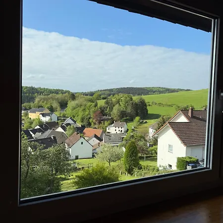 Schwalbennest Apartamento Daun